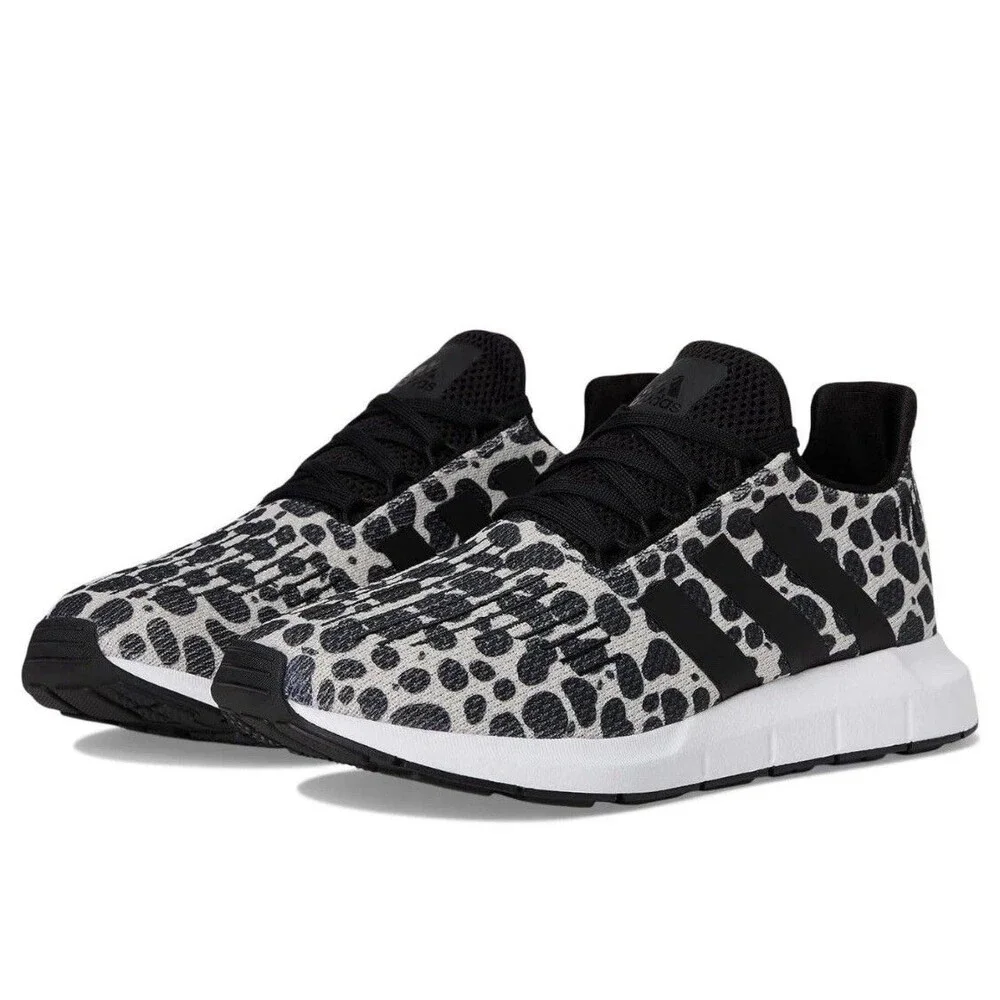 NEW US Size 8.5 Adidas Women SWIFT RUN 1.0 Running Shoes JR0634 `Cheetah Print